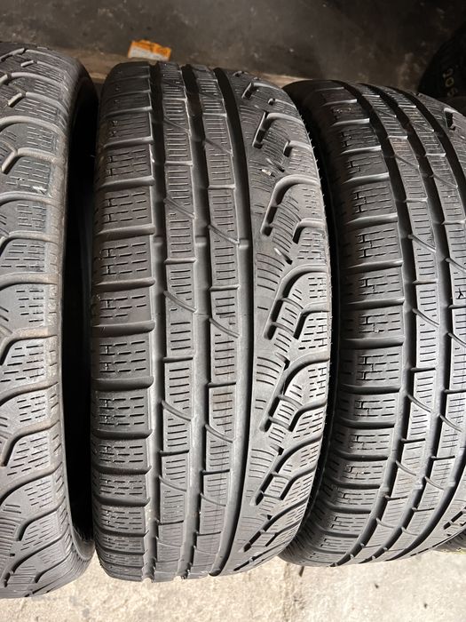 4 anvelope iarna 205/60/16 , Pirelli