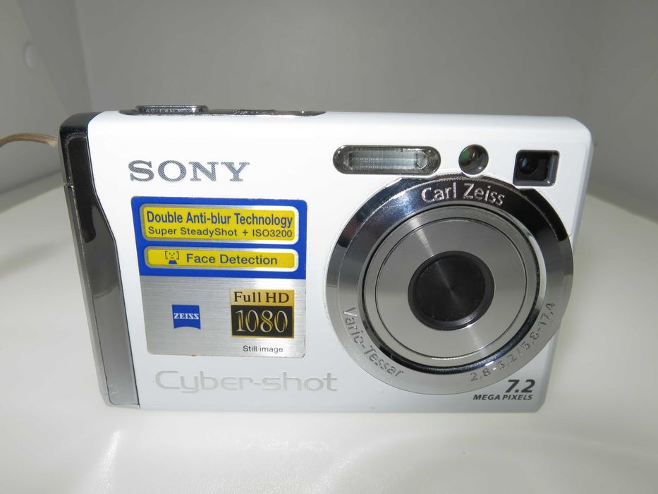 Sony Cyber-shot DSC-W80 компактен фотоапарат цифрова камера - НОВ