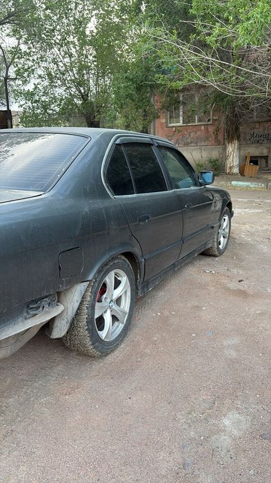 Срочно продам бмв е34