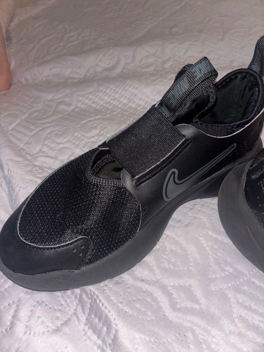 Маратонки nike 37.5 момче