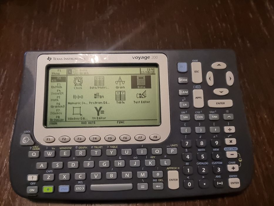 Texas Instruments Voyage 200