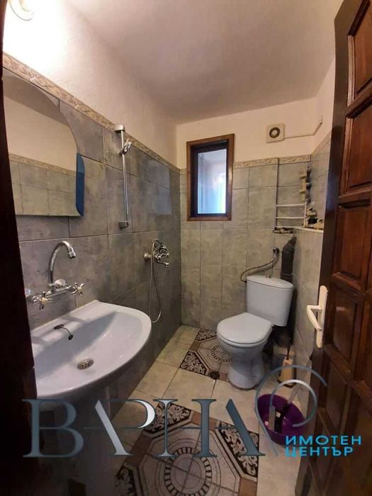 Тристаен апартамент под наем - Виница