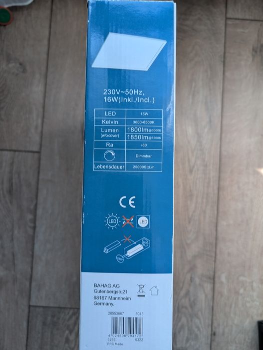 LED лампа 30х30 за таван