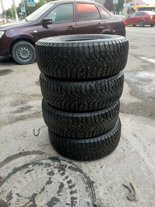 Покрышки зимние комплект