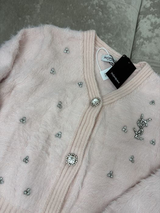 кофта розовая