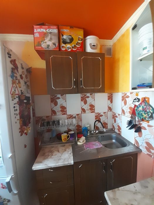 Продам 2 х   комнатную квартиру