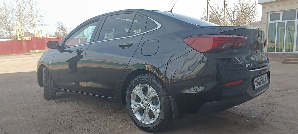 Продается Chevrolet Onix Premier 2 turbo AT PLUS -2024