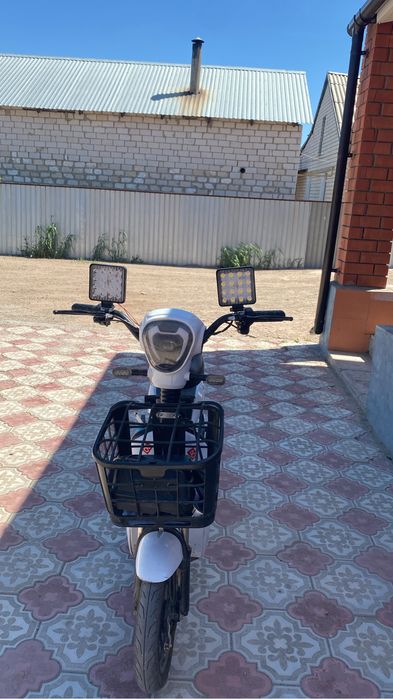 Продам электро скутер срочно