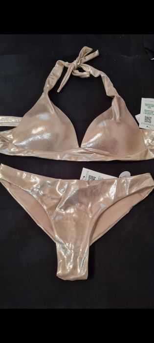 Чисто нов бански