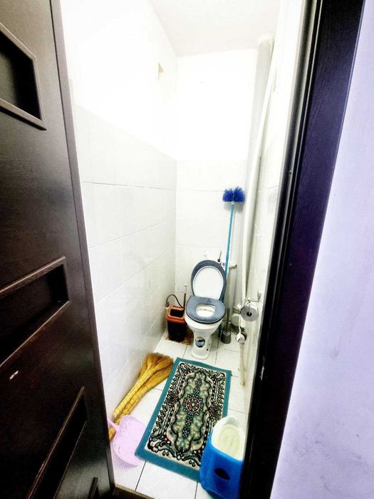 3 хоналик квартира 3 кават кирпичный дом, 7 микр, военгородок