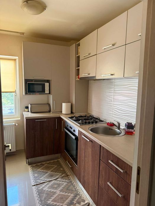 Vand apartament 2 camere decomandat