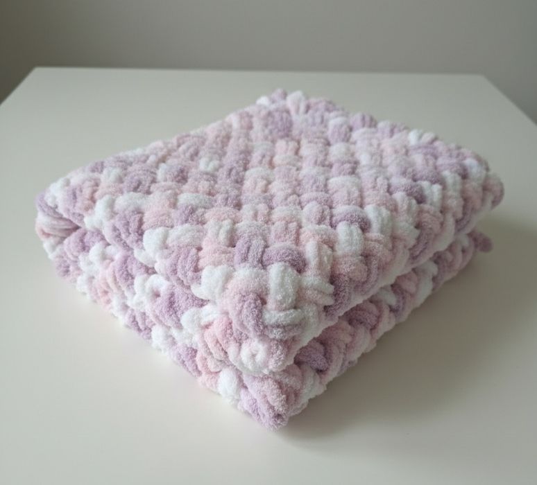 Ръчно плетено бебешко одеяло