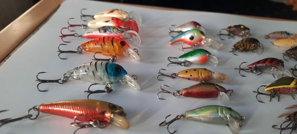 Set voblere pescuit la spinning