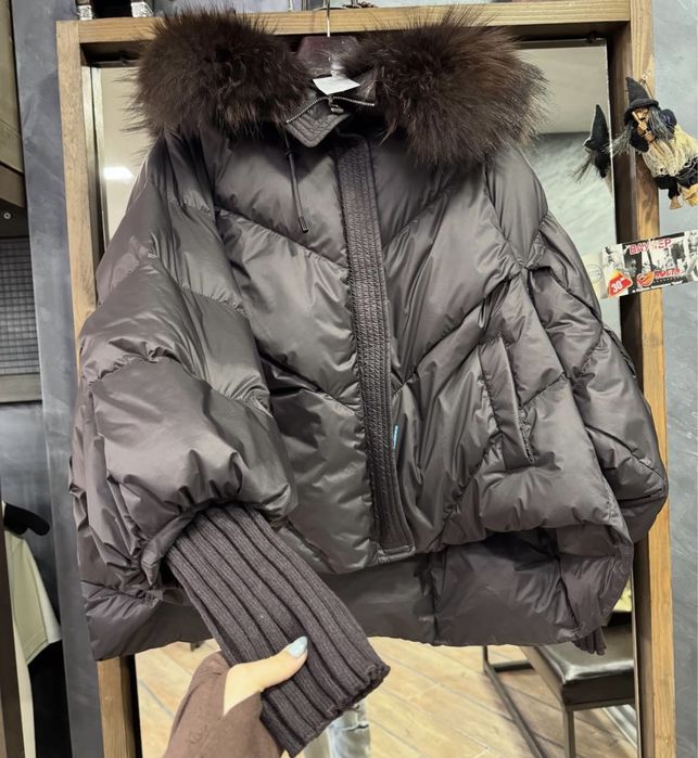 Дамско яке с естесвен пух - 125 евро