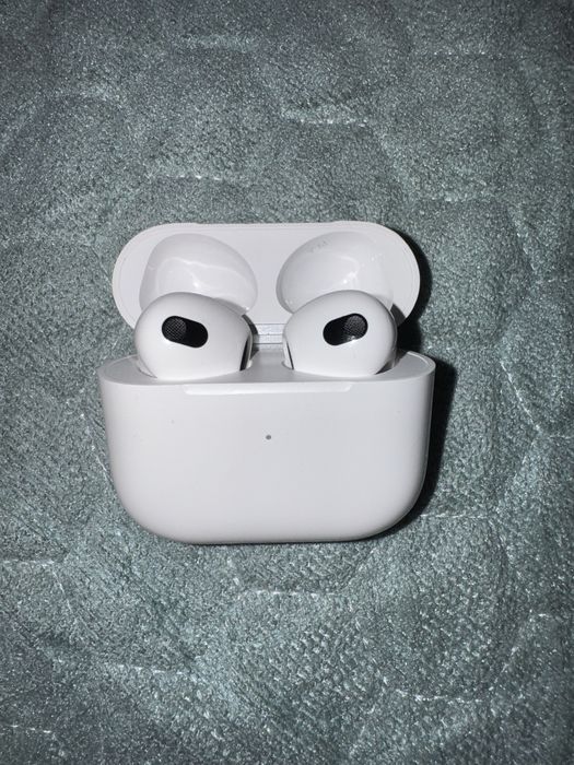 Продам air pods 3