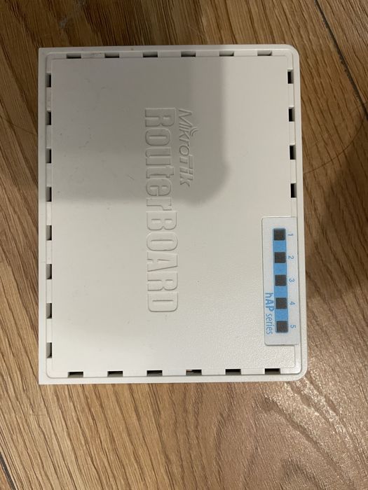 Коммутатор на 5 портов