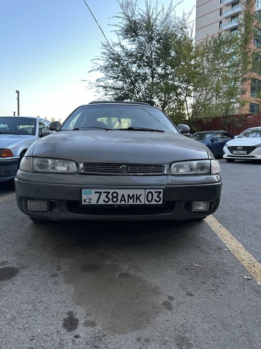 Срочно продам мазду 626