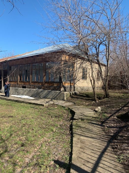 прадаётся дача Чарвак. Богустан. Возможен бартер  на авто