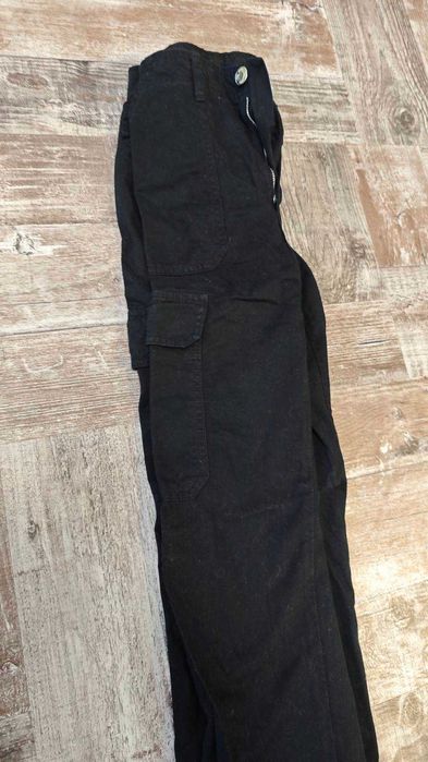 Черен карго панталон Zara, 34 номер