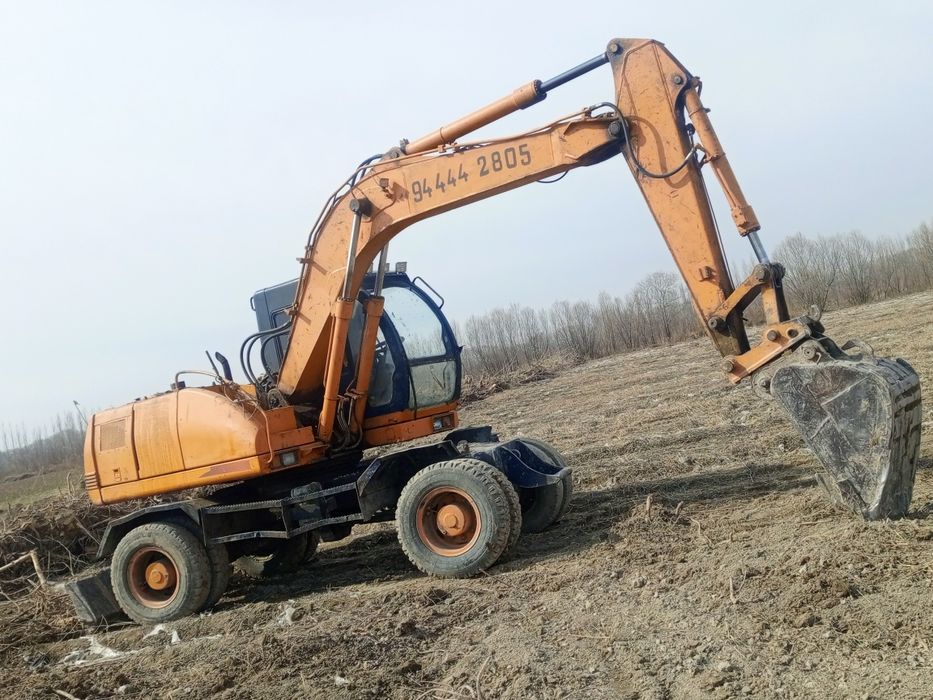 Экскаватор Samsung 132