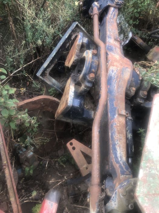 Punte piesa pentru tractor deutz