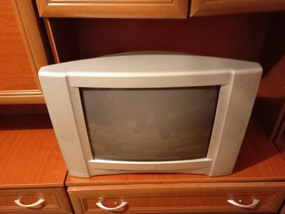 продам телевизоры