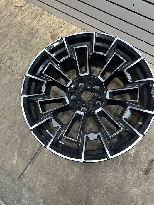 Janta 21 bmw M5 G90 style M952 spate 11j