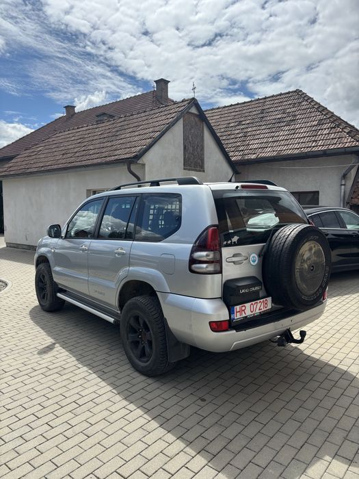 Toyota Land Cruiser J120 Autoutilitara