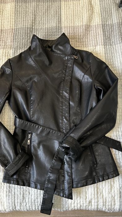 Кожаная куртка.