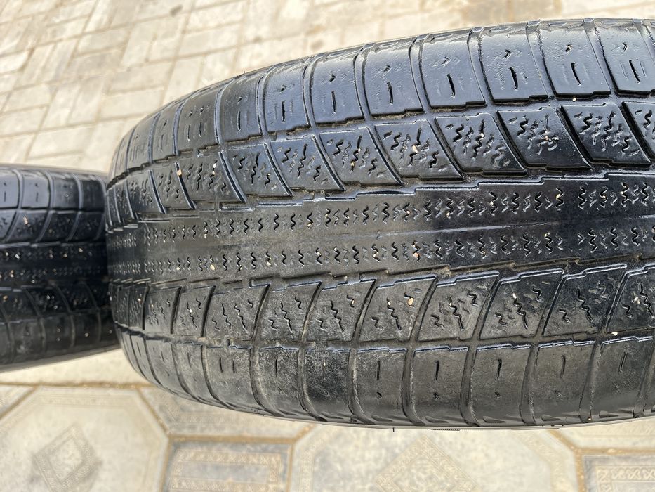 Покрышка 215/60/17