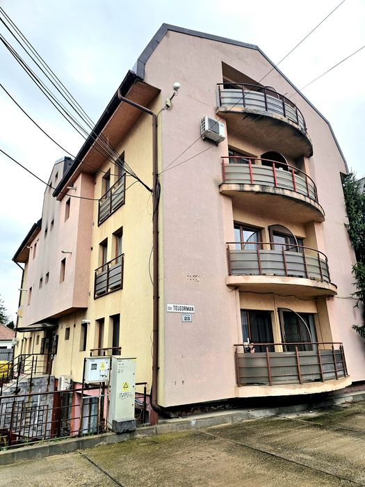Apartament cu o camera decomandat str. Teleorman