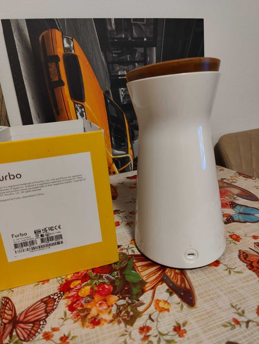 Camera video si alimentator animale domestice