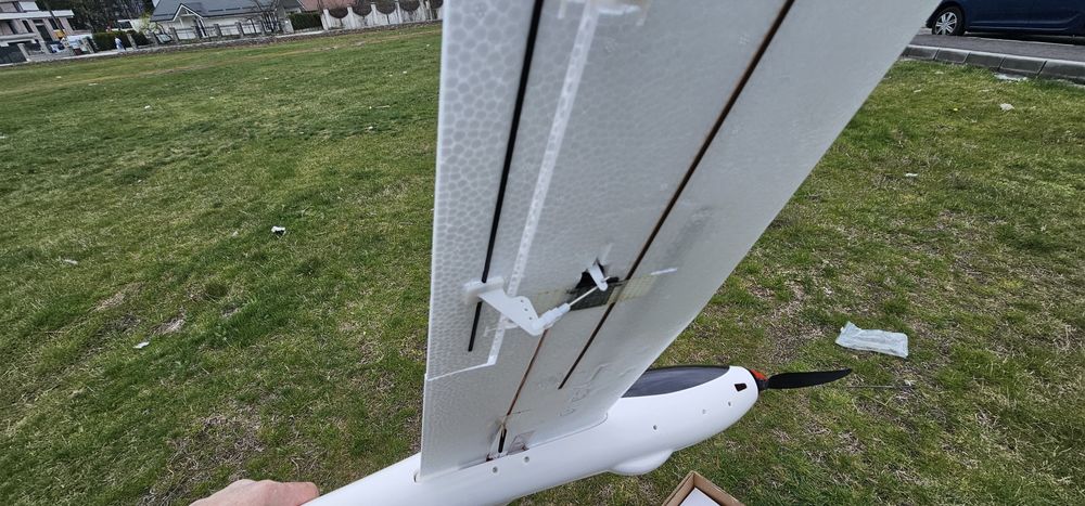 Planor Nou avion  aeromodel  motoplanor