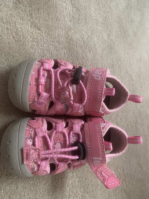 Sandale loap marime 22