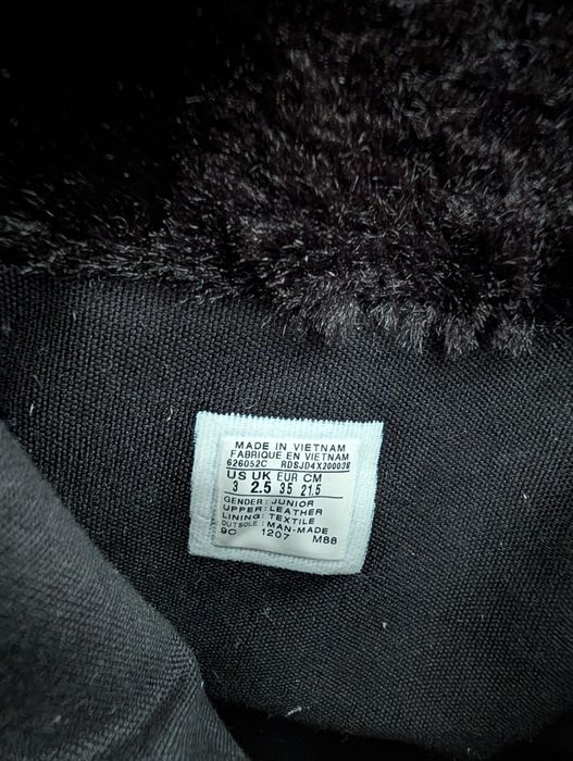 ЧИСТО НОВИ Зимни боти Converse, номер 35 - рядък модел
