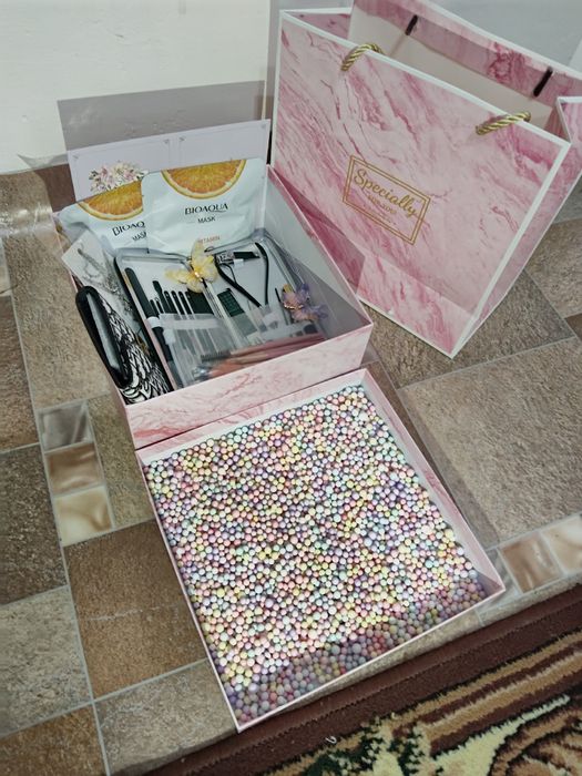 Продам Подорочный Box