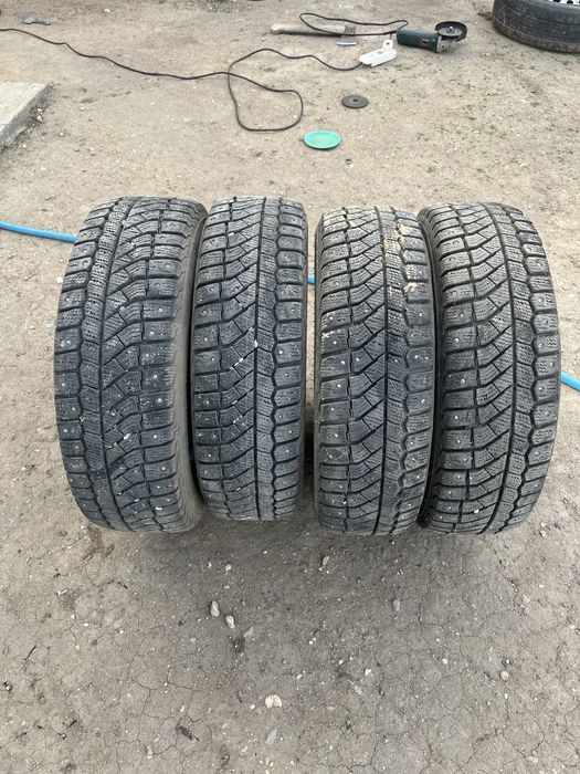 Продается покрышки на Р14