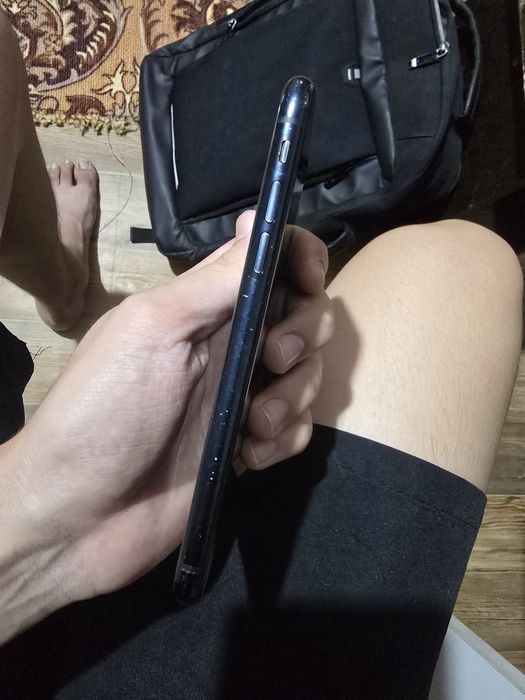Обменяю айфон xr 64gb