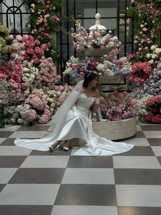 Продаю новые свадебные платья