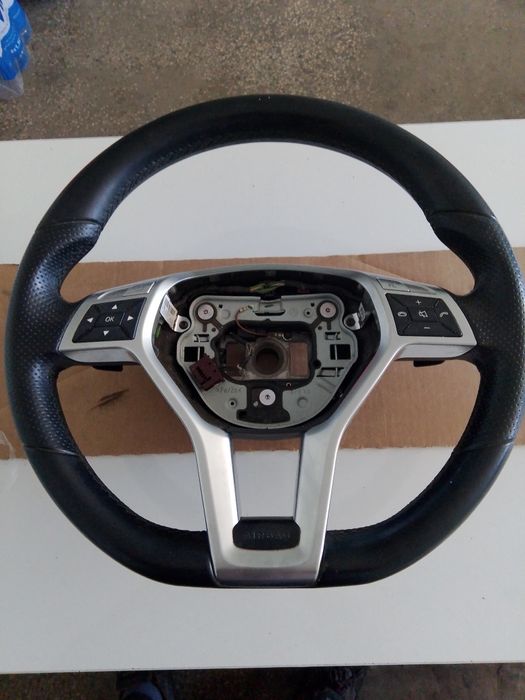 Волан за Мерцедес 204.212