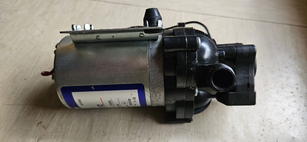 Водна помпа SHURflo trail  king 7