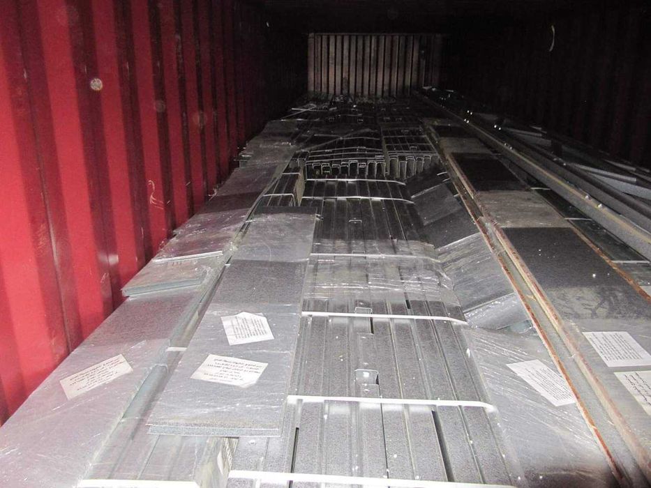 Гараж, Гаражи, Фургони, Контейнери, Магазини, Павилиони 3.50м х 2.20м