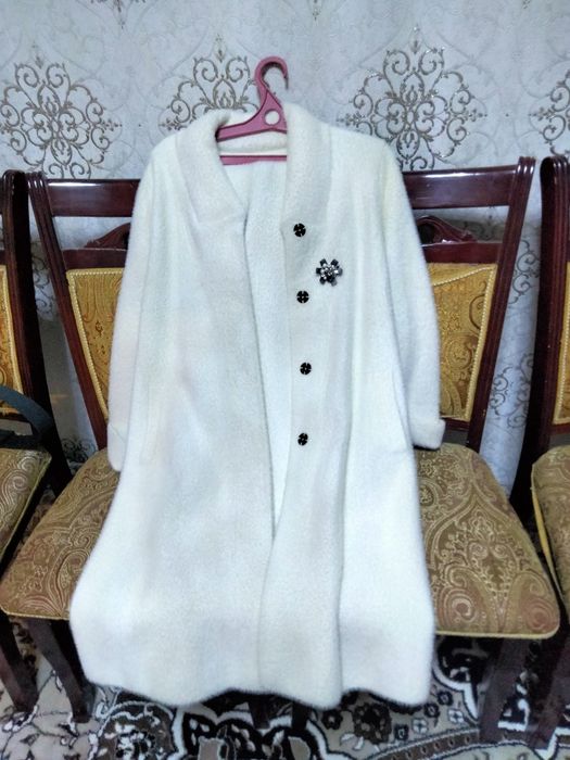 Продам пальто Альпака.