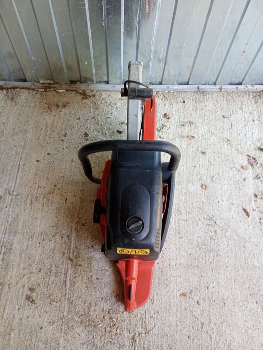 Drujbă tăiat beton fier Dolmar