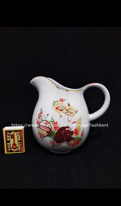 Фарфоровый молочник сливочник СССР