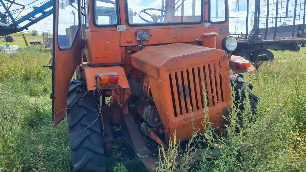 Продам т16 на ходу