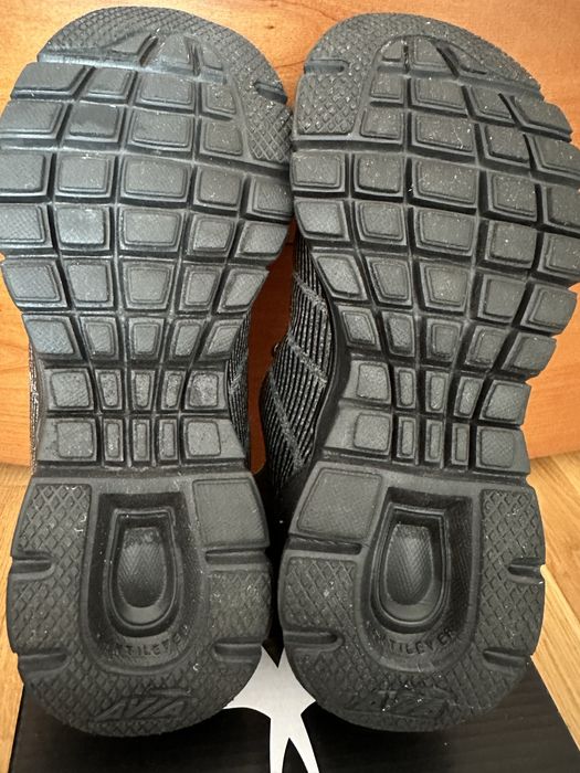 Маратонки на марката AVIA