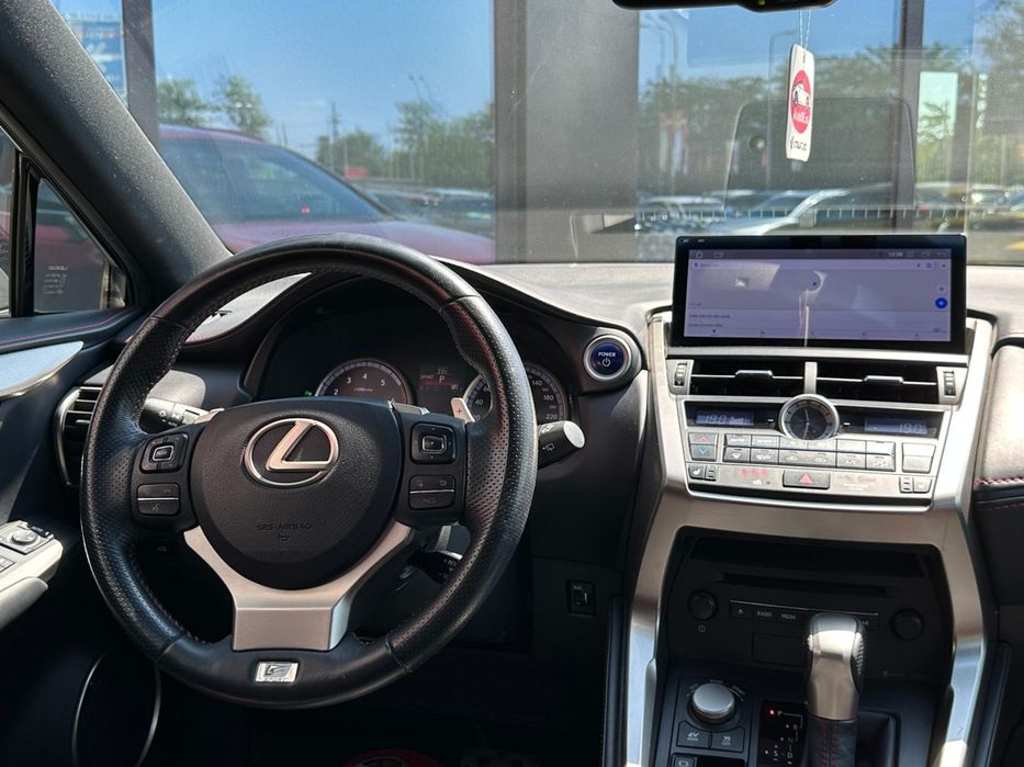 Lexus Seria NX