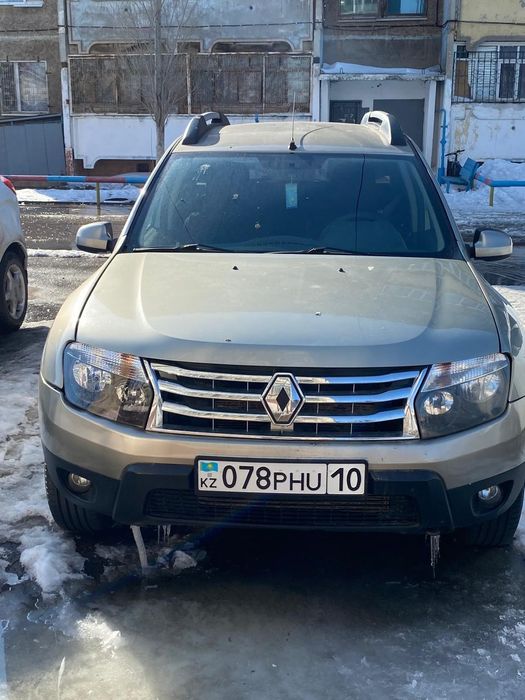 Продам рено дастер