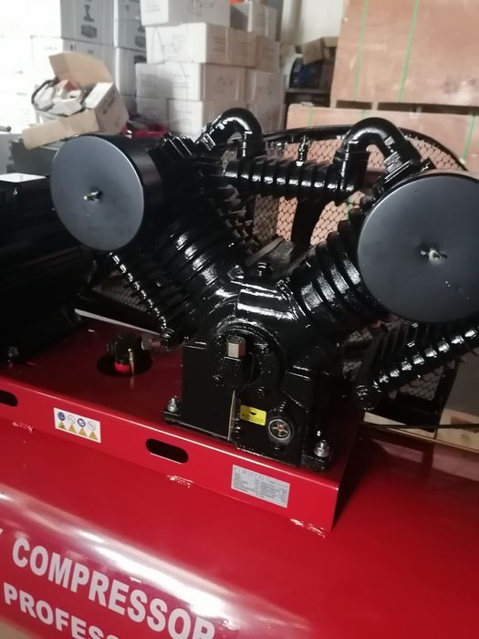 Компресор 500 литра Нов